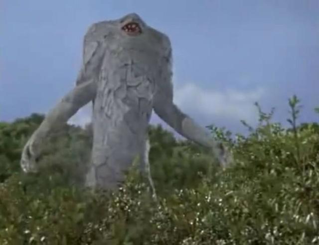 初代奥特曼里最沉重的一集。这个人到底是怪兽还是英雄?