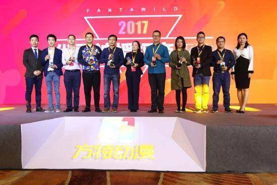 大年初一看什么？就看《熊出没·变形记》！