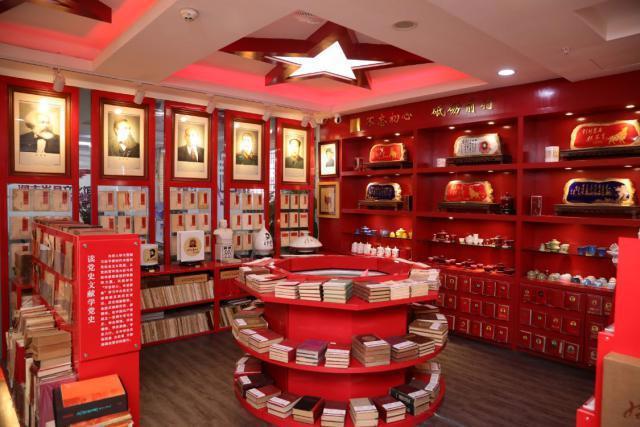 遇大咖品“盛宴”赏奇珍文博会罗湖分会场带你穿越古今时尚潮流