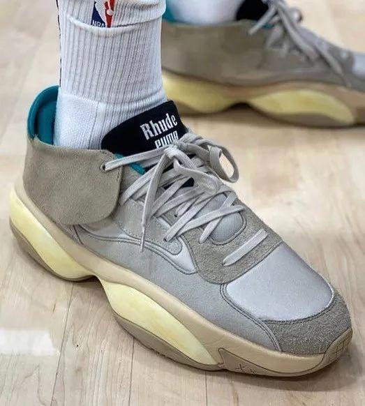 鞋评丨新百伦和Vans鼎立扶持国潮！陈冠希得了藤原浩的“病”？