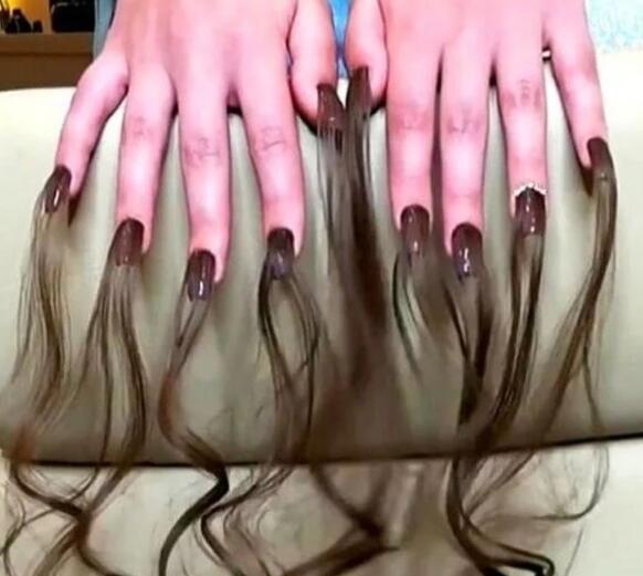 这种设计每一个都很丑，米老鼠可能是得罪了设计师