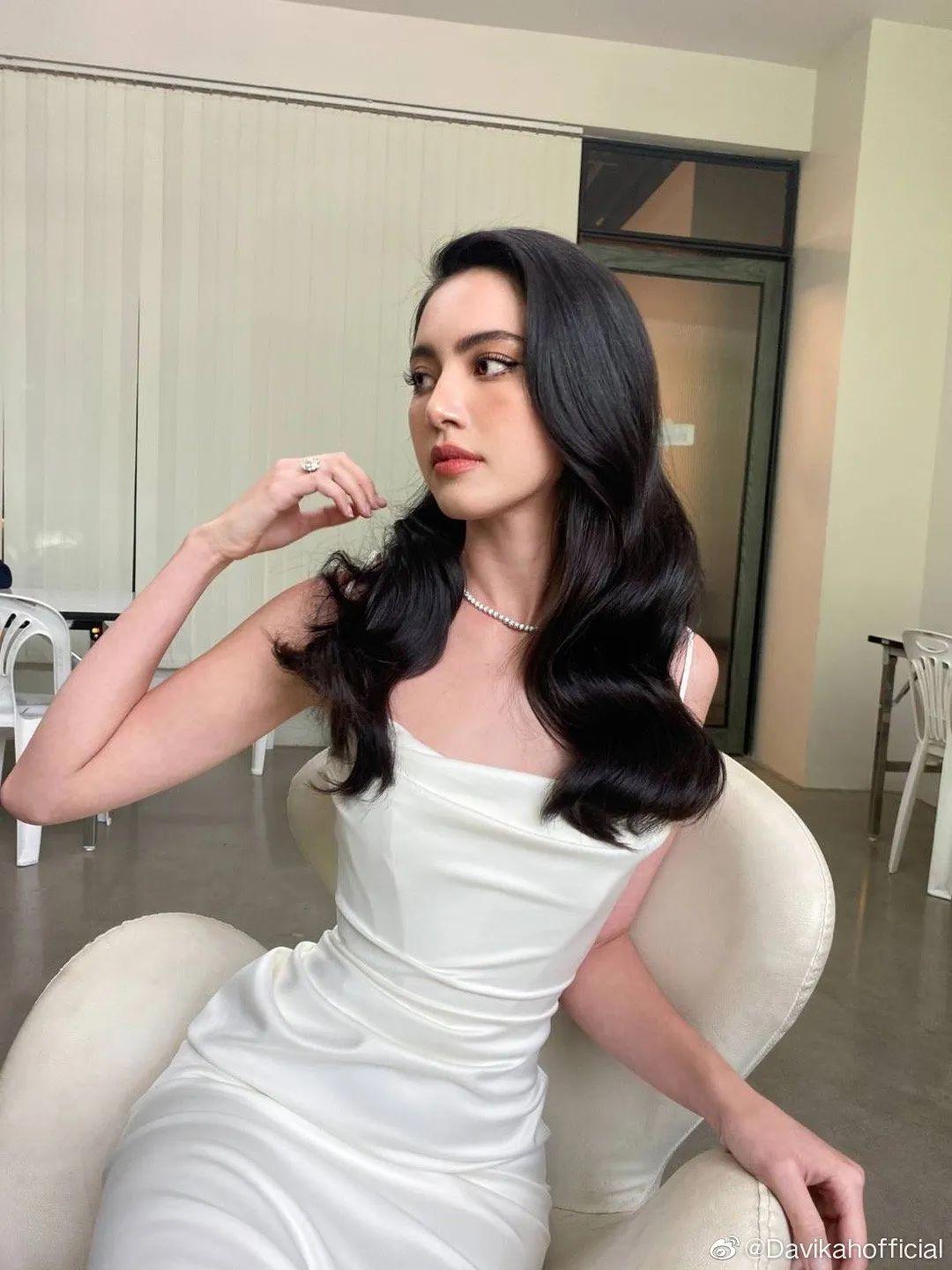 我们没有漫画腿漫画腰，但是动漫人物的穿搭还是灰常值得借鉴的