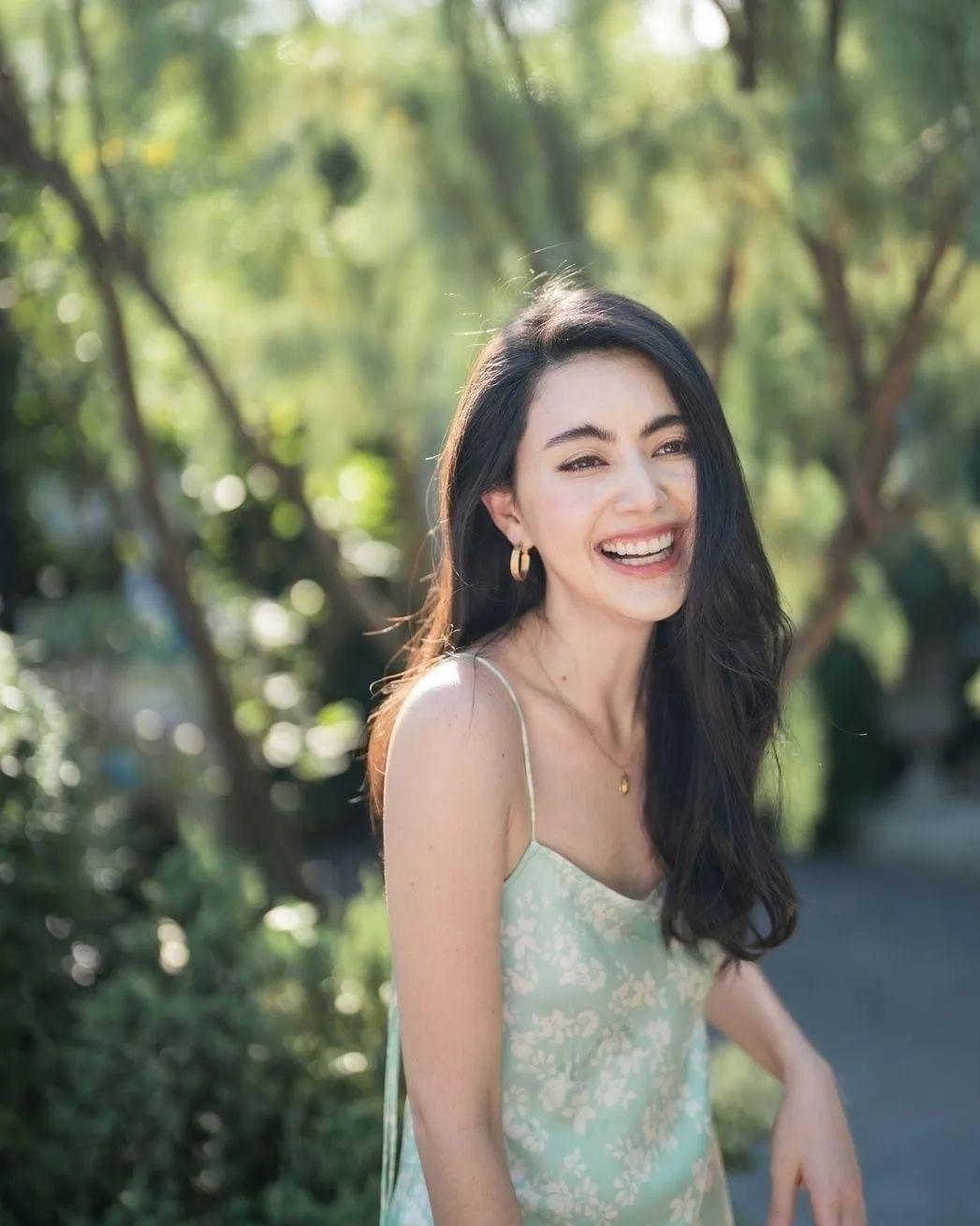 我们没有漫画腿漫画腰，但是动漫人物的穿搭还是灰常值得借鉴的