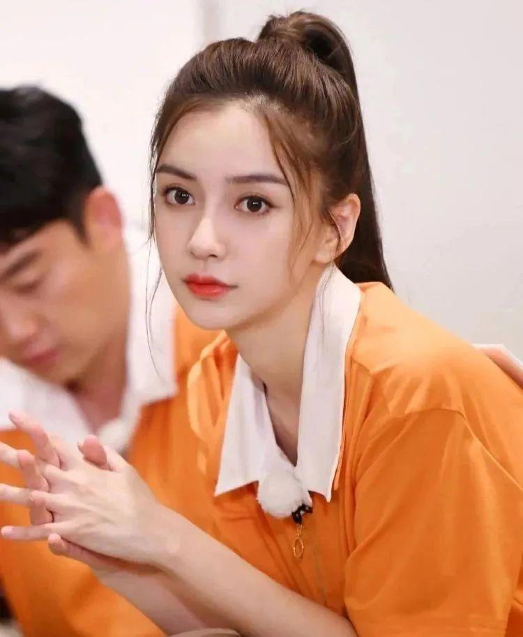 我们没有漫画腿漫画腰，但是动漫人物的穿搭还是灰常值得借鉴的