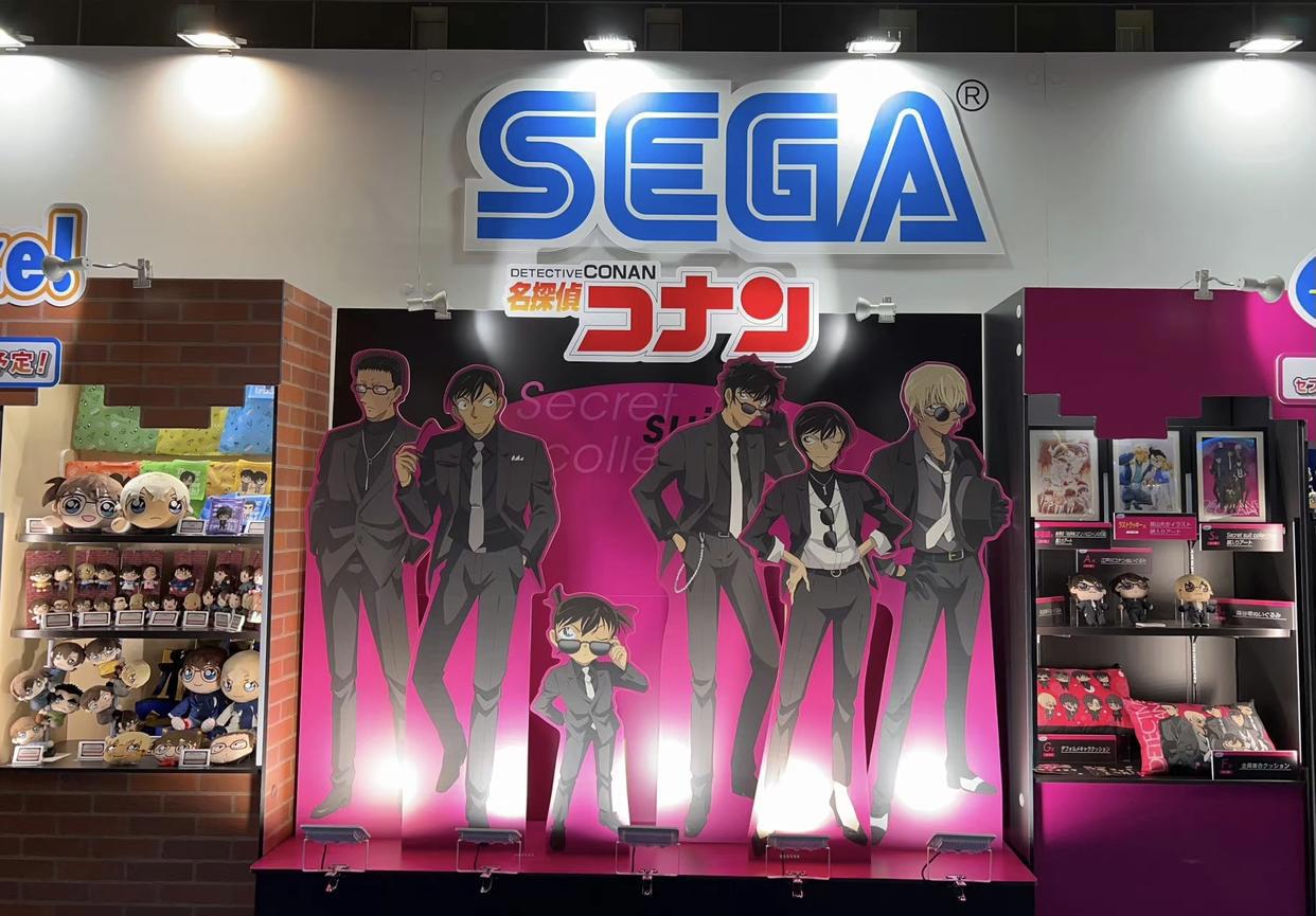 名侦探柯南2022漫展，展出万圣节的新娘番外巨幅海报，排面十足