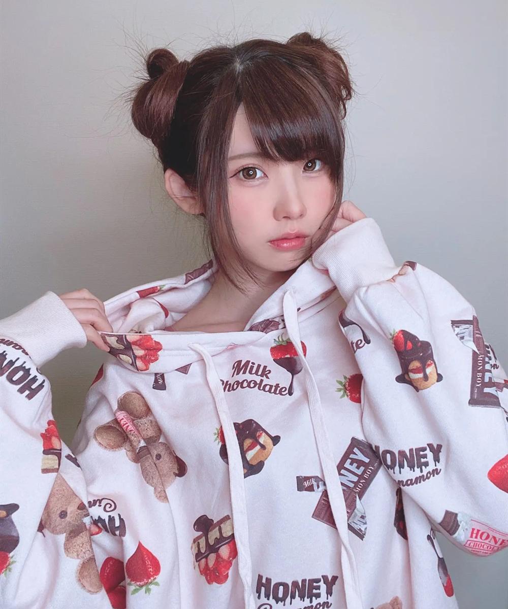 横扫日本Cosplay圈的28岁女孩，为什么这么厉害？