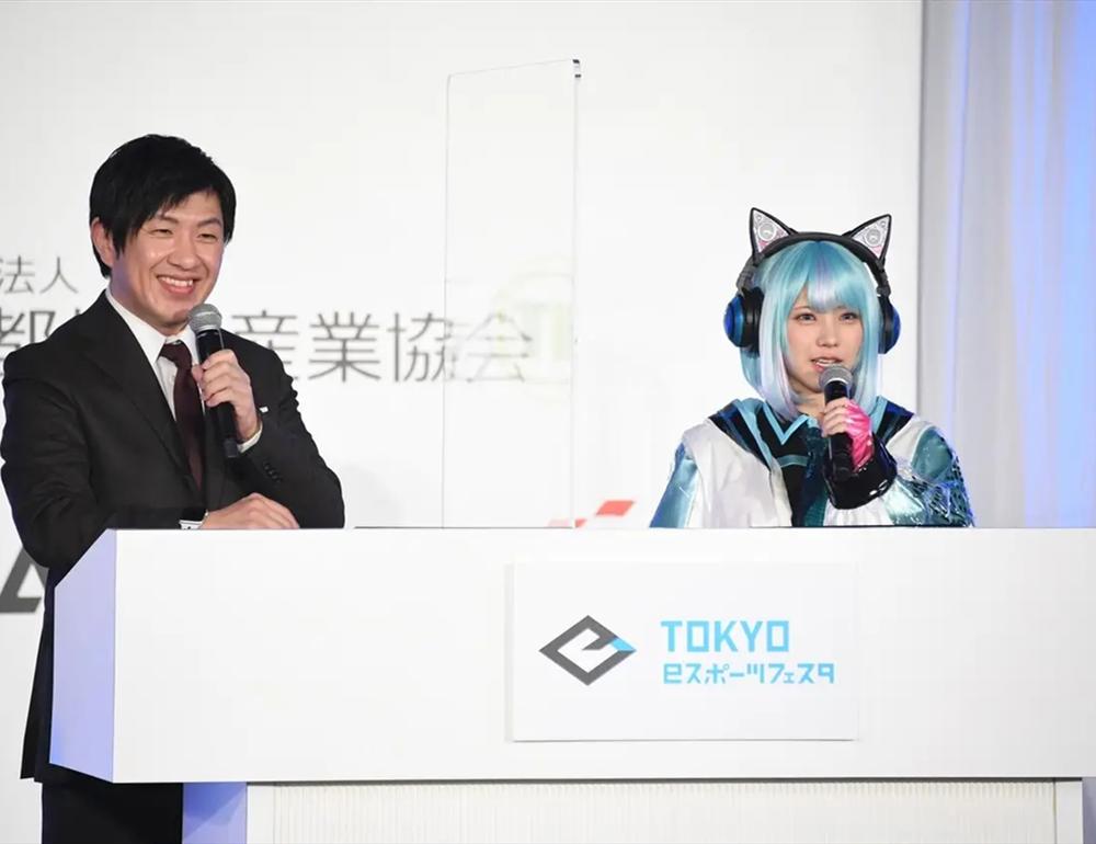 横扫日本Cosplay圈的28岁女孩，为什么这么厉害？