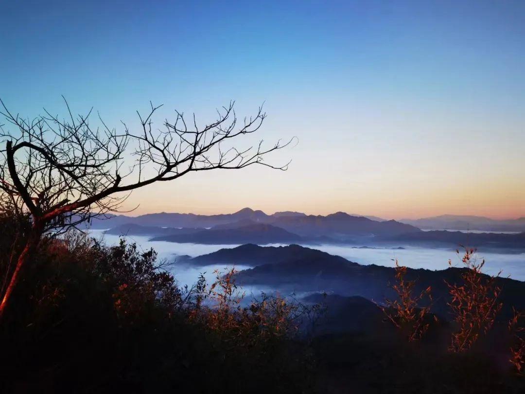 富阳云海营地｜人间绝美天空之境观日落赏云海一起来看流星雨