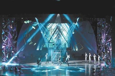 刘慈欣：敬畏头顶的星空探索未知的世界