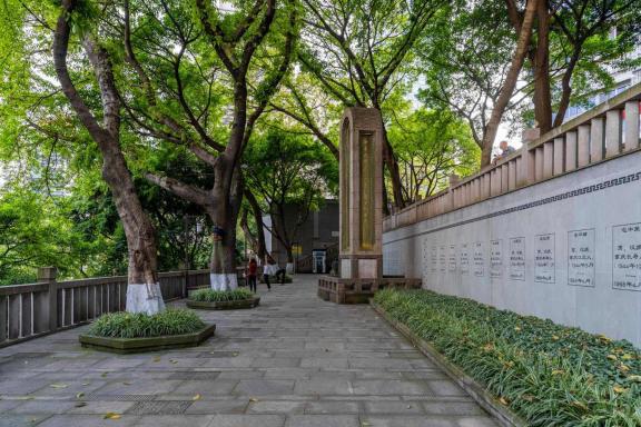 天空之城（下）：以云端为核心，行走在三千年的渝中之美