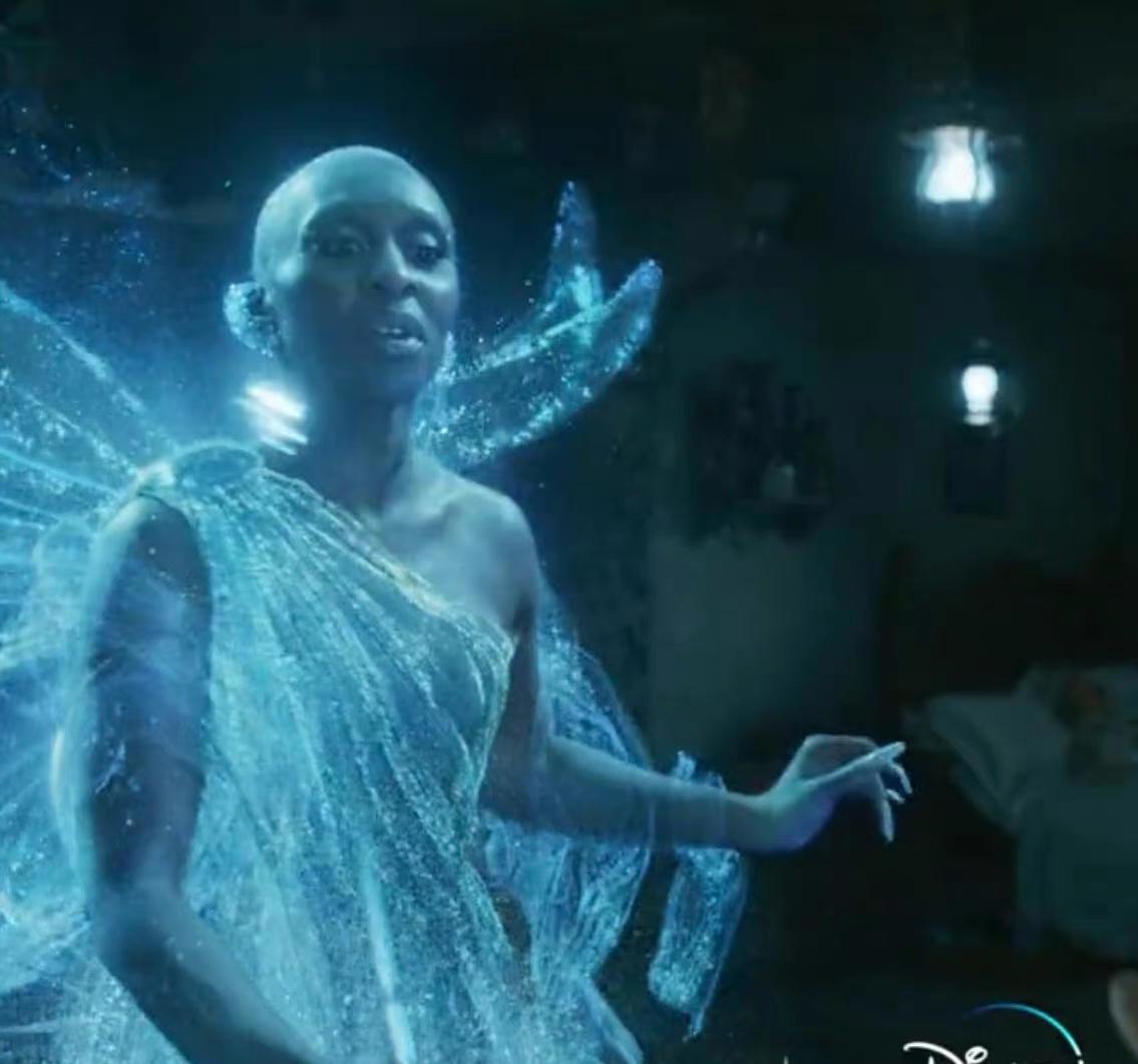 迪士尼真人版匹诺曹蓝仙女“光头造型”曝光！网友：还我童年！