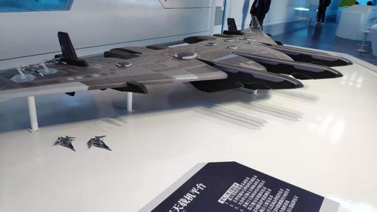 《冲出地球》：连冲出自我感动牢笼的骨气都没有