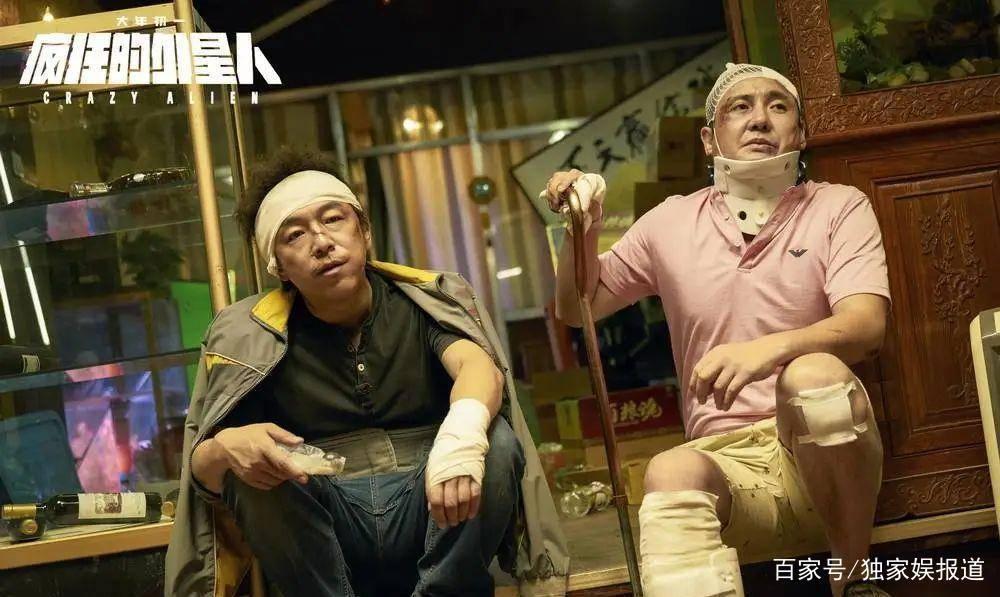 《独行月球》：不够喜剧，不够科幻