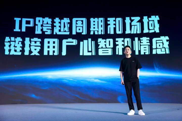 “看这片单我觉得每部都能爆！”2022爱奇艺悦享会发布235部新片单