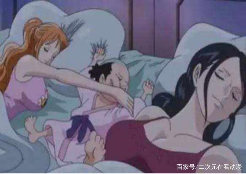 海贼王：同样的送福利，为啥路飞被揍，桃之助没事儿