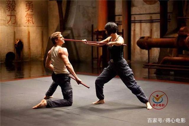 视觉华丽的《环太平洋1》，机器大战小怪兽，真的好看吗