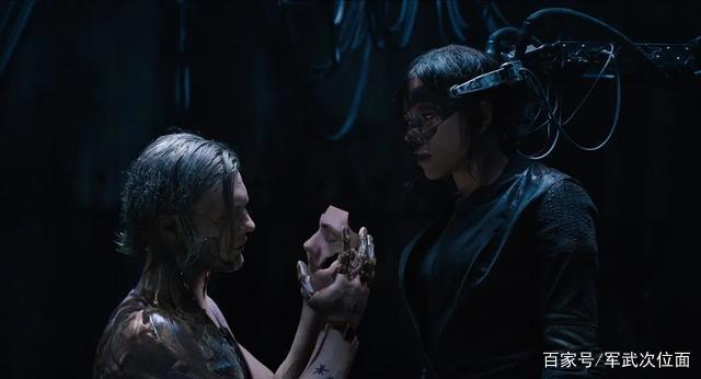 吊打上司，独占女神，马斯克说一年就将植入人脑的脑机接口有多神