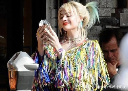 哈莉·奎茵演员解释，为何《猛禽小队》比《哥谭魅影》先上映？