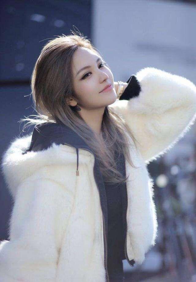 演唱会开成蹦迪现场，终于明白罗志祥为什么会不爱明星爱网红了！