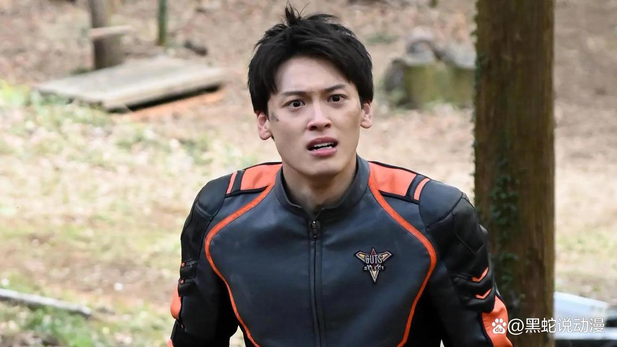 德凯奥特曼10月官方剧照最终形态强劲型首秀庞顿：是不是玩不起